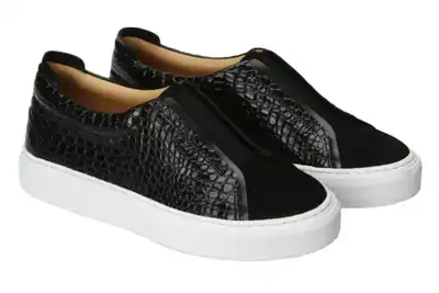 H&M announces extension to its footwear range