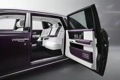 Eighteen half-hides for each Rolls-Royce Phantom