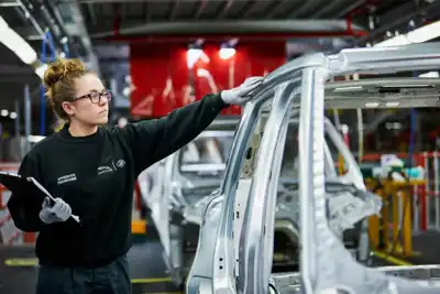 Jaguar Land Rover confirms further job cuts