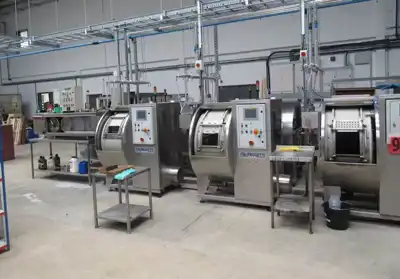 SLTC previews new pilot tannery at Northampton University