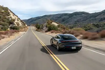 America’s desire for luxury cars propels Porsche