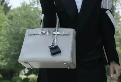Hermès opens leather apprenticeships centre at Fitilieu