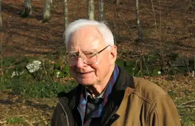 Tanning machinery expert dies