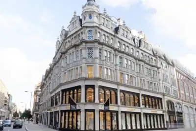Italy-London revolving door swings again at Burberry