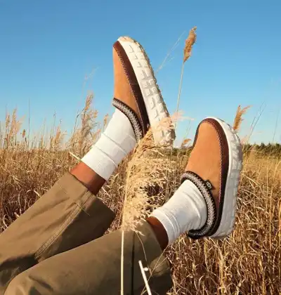 Ugg sales boost Deckers' strong quarter