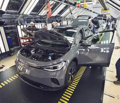 Volkswagen plans German factory closures