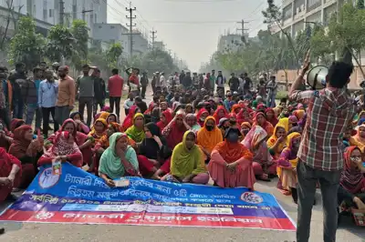 Tannery workers protest in Savar