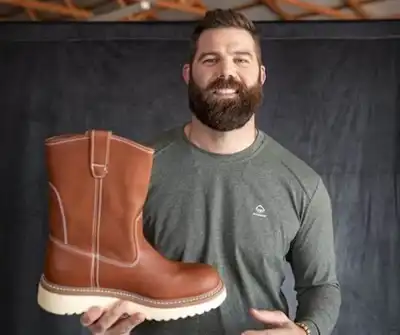 Country music star partners with Wolverine