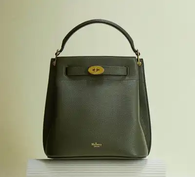 Mulberry named Responsible Accessories Brand at Future Icon Awards