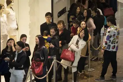 Chinese shoppers flock to Chanel shops