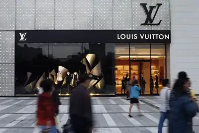 Young designers have until February 7 to apply for €300k LVMH prize