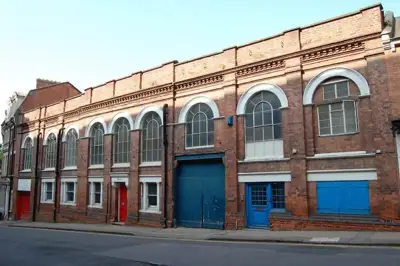 Green light for University of Northampton to relocate leather facility