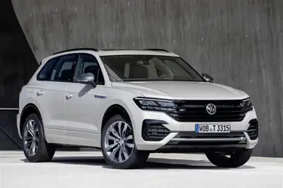 Difficult first half for automotive manufacturers