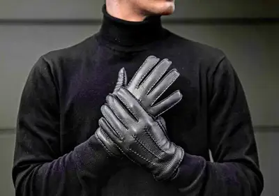 Hand in glove