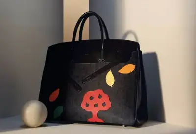 Major handbag sale to be Christie’s first in Italy