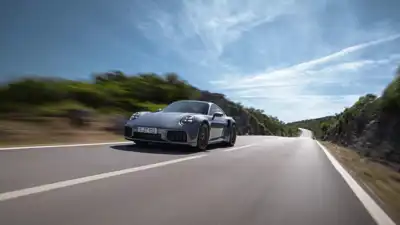Porsche reports 15% drop in Q1 sales