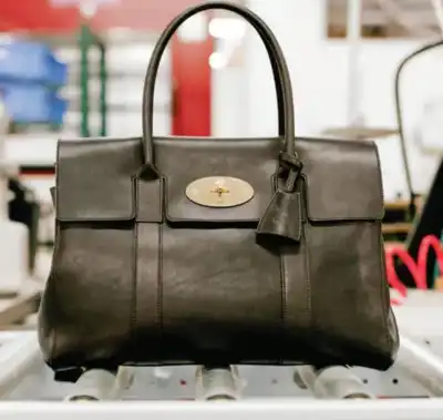 Mulberry returns to growth as losses narrow