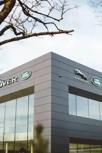 JLR starts workforce reduction programme